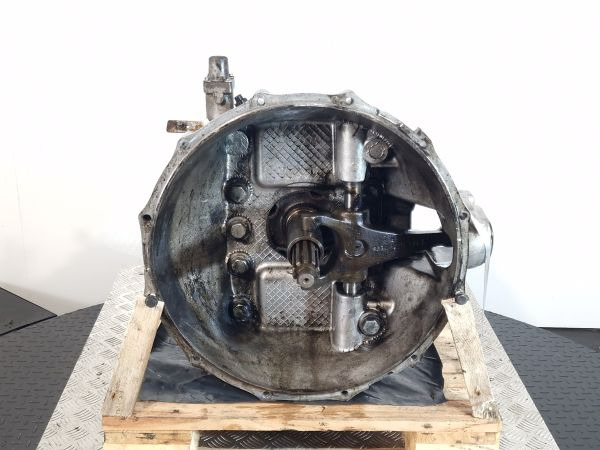 Eaton FS0/5206B V Y05192 Iveco Spec Gearbox - Boîte de vitesse: photos 3 Eaton FS0/5206B V Y05192 Iveco Spec Gearbox - Boîte de vitesse: photos 3
