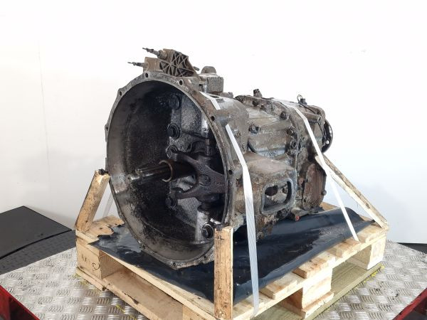 Eaton FS0/5206B V Y05230 Iveco Spec Gearbox - Boîte de vitesse: photos 1 Eaton FS0/5206B V Y05230 Iveco Spec Gearbox - Boîte de vitesse: photos 1