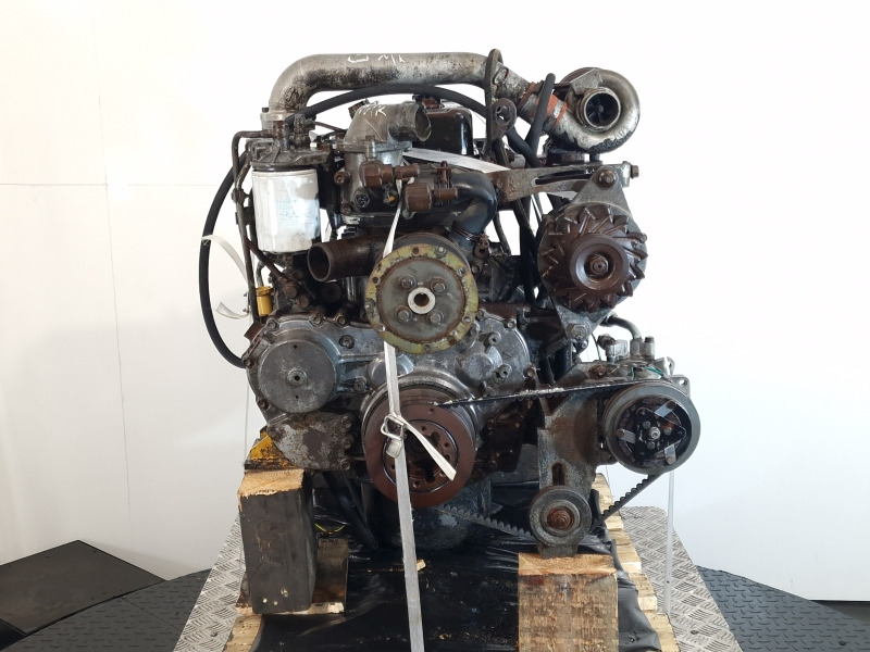 Isuzu 4BG1 Engine (Plant) - Moteur pour Engins de chantier: photos 5 Isuzu 4BG1 Engine (Plant) - Moteur pour Engins de chantier: photos 5