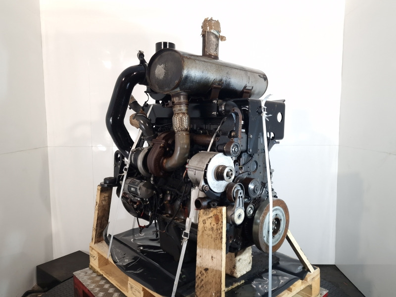 Iveco FPT F4HE9684E*J104 Engine (Plant) - Moteur pour Engins de chantier: photos 4 Iveco FPT F4HE9684E*J104 Engine (Plant) - Moteur pour Engins de chantier: photos 4