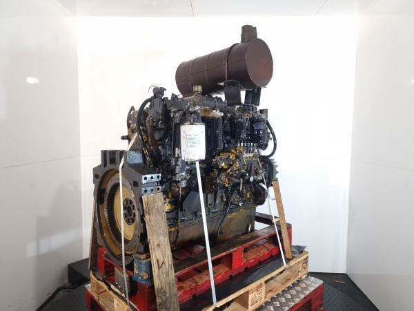 Komatsu S6D108-1 Engine (Plant) - Moteur pour Engins de chantier: photos 1 Komatsu S6D108-1 Engine (Plant) - Moteur pour Engins de chantier: photos 1