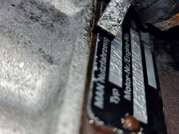 MAN D2876 LF05 Engine (Truck) - Moteur pour Camion: photos 2 MAN D2876 LF05 Engine (Truck) - Moteur pour Camion: photos 2