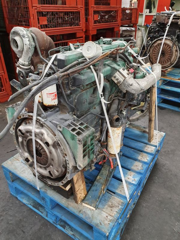 Volvo TD63E - Moteur pour Engins de chantier: photos 4 Volvo TD63E - Moteur pour Engins de chantier: photos 4