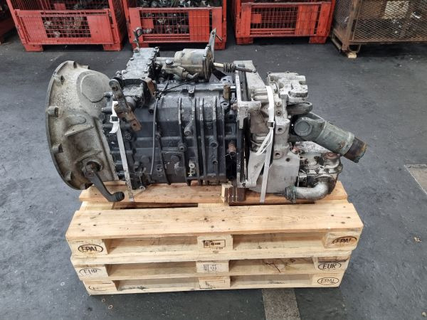 ZF 6S85 with voith Retarder Gearbox - Boîte de vitesse: photos 3 ZF 6S85 with voith Retarder Gearbox - Boîte de vitesse: photos 3