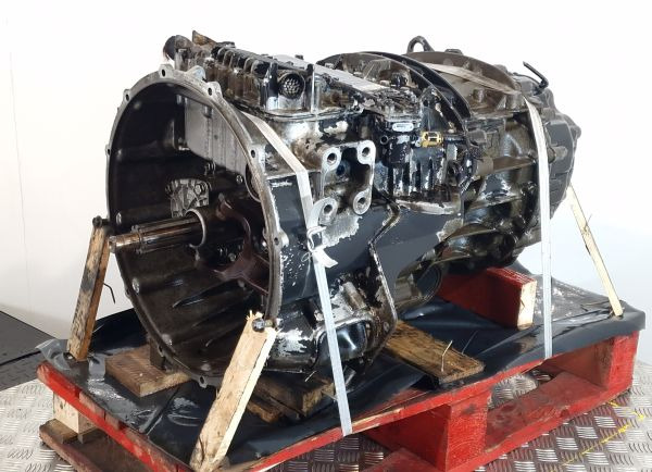 ZF Astronic 12AS1210TO Gearbox - Boîte de vitesse: photos 1 ZF Astronic 12AS1210TO Gearbox - Boîte de vitesse: photos 1