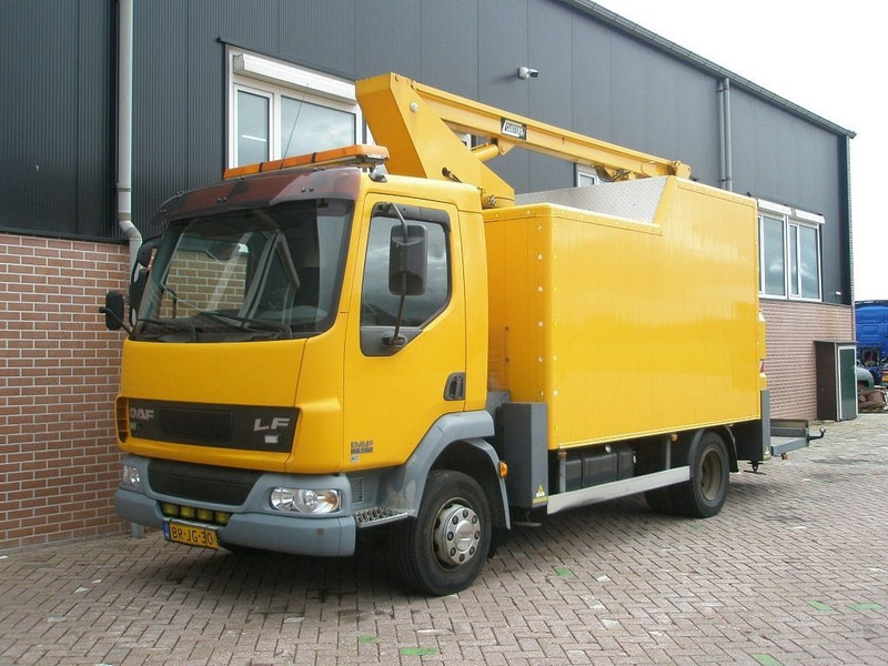 DAF LF45 - Nacelle: photos 1 DAF LF45 - Nacelle: photos 1