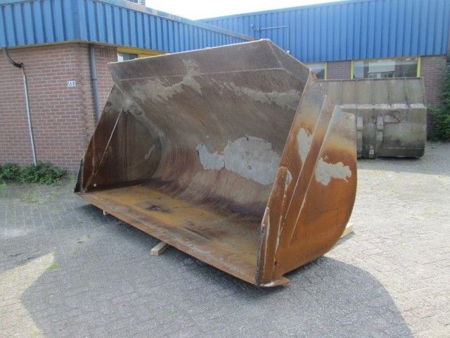 Hyundai HL 780-7A - Godet pour Engins de chantier: photos 1 Hyundai HL 780-7A - Godet pour Engins de chantier: photos 1