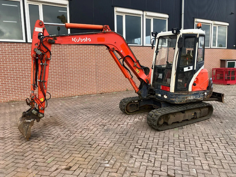Kubota KX121-3a - Mini pelle: photos 1 Kubota KX121-3a - Mini pelle: photos 1