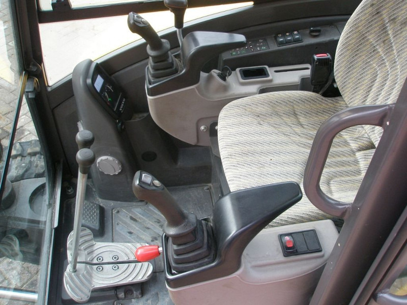 Mini pelle Volvo EC35D: photos 8