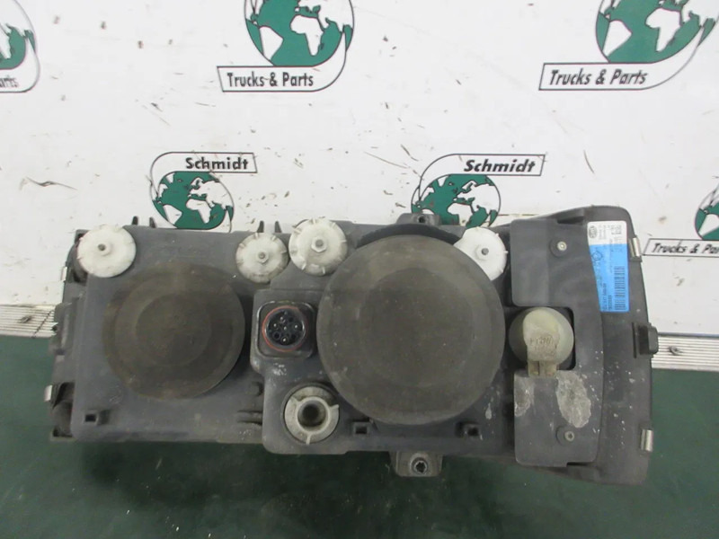 DAF 1832389 KOPLAMP RECHTS DAF LF210 MODEL 2021 - Feu avant pour Camion: photos 2 DAF 1832389 KOPLAMP RECHTS DAF LF210 MODEL 2021 - Feu avant pour Camion: photos 2