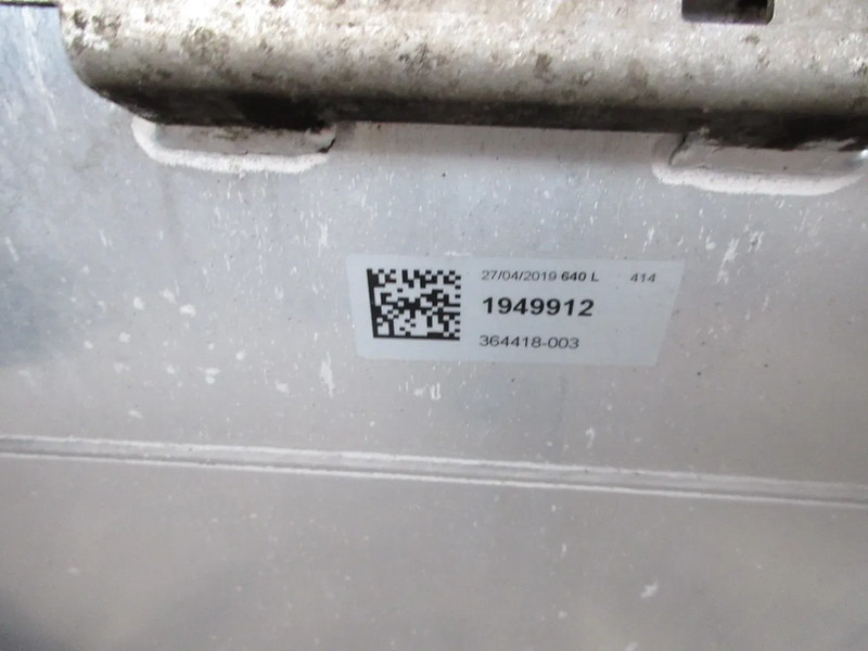 DAF 1949912 DIESELTANK 640 LITER DAF XF CF EURO 6 MODEL 2020 - Réservoir de carburant pour Camion: photos 5 DAF 1949912 DIESELTANK 640 LITER DAF XF CF EURO 6 MODEL 2020 - Réservoir de carburant pour Camion: photos 5