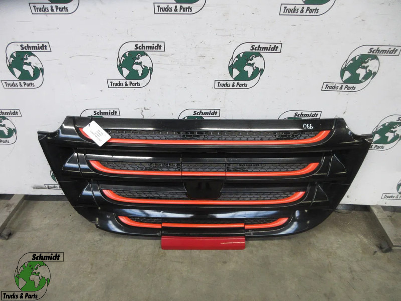 DAF 2048272 GRILL DAF XF 480 EURO 6 MODEL 2020 - Calandre pour Camion: photos 1 DAF 2048272 GRILL DAF XF 480 EURO 6 MODEL 2020 - Calandre pour Camion: photos 1