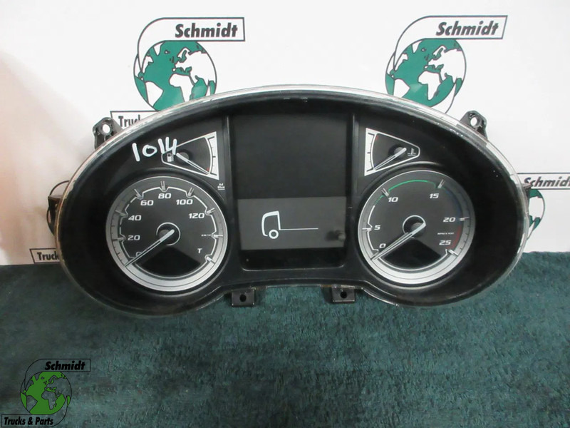 DAF 2161588 INSTRUMENTENPANEEL DAF XF CF 450 EURO 6 MODEL 2020 - Panel de instrumentos pour Camion: photos 1 DAF 2161588 INSTRUMENTENPANEEL DAF XF CF 450 EURO 6 MODEL 2020 - Panel de instrumentos pour Camion: photos 1