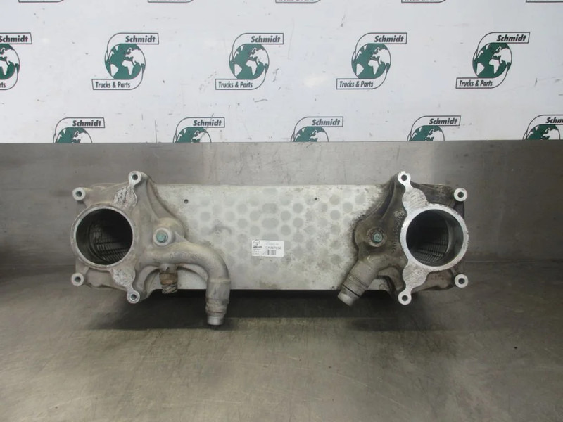 MAN 51.09500-7168 / 7196 // OLIE KOELER D 2676LF46 // 26 TGX TGS - Moteur et pièces pour Camion: photos 5 MAN 51.09500-7168 / 7196 // OLIE KOELER D 2676LF46 // 26 TGX TGS - Moteur et pièces pour Camion: photos 5