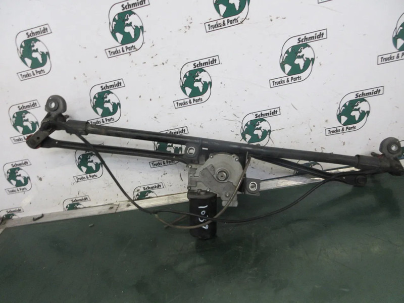 MAN 81.26401-6144 // 81.26411-6124 //8126400-6374 RAAMEN MEGANIEK MAN EURO 6 - Cabine et intérieur pour Camion: photos 3 MAN 81.26401-6144 // 81.26411-6124 //8126400-6374 RAAMEN MEGANIEK MAN EURO 6 - Cabine et intérieur pour Camion: photos 3