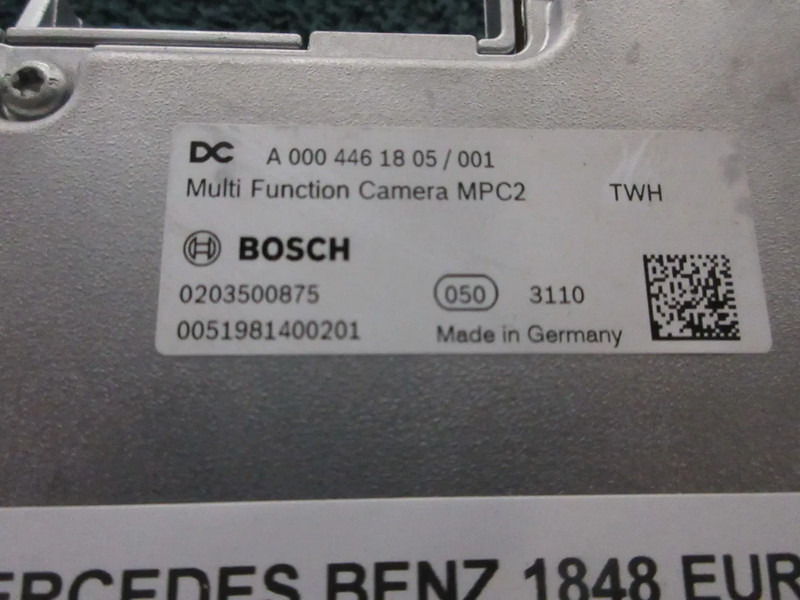 Mercedes-Benz A 000 446 18 05 BOSCH 0203500875 MULTI FUNCTION CAMARA MPC2 - Système électrique pour Camion: photos 3 Mercedes-Benz A 000 446 18 05 BOSCH 0203500875 MULTI FUNCTION CAMARA MPC2 - Système électrique pour Camion: photos 3
