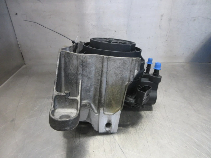 Mercedes-Benz A 654 090 06 52 AD BLUE POMP MERCEDES SPRINTER MODEL 2023 - Système de carburant pour Camion: photos 3 Mercedes-Benz A 654 090 06 52 AD BLUE POMP MERCEDES SPRINTER MODEL 2023 - Système de carburant pour Camion: photos 3