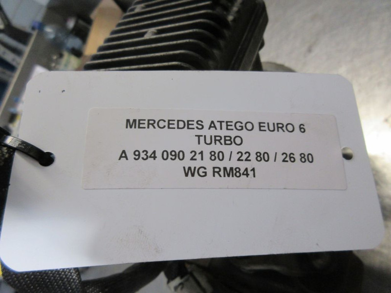 Mercedes-Benz A 934 090 21 80 //A 934 090 22 80/A 934 090 26 80 TURBO OM934LA EURO 6 - Turbocompresseur pour Camion: photos 4 Mercedes-Benz A 934 090 21 80 //A 934 090 22 80/A 934 090 26 80 TURBO OM934LA EURO 6 - Turbocompresseur pour Camion: photos 4