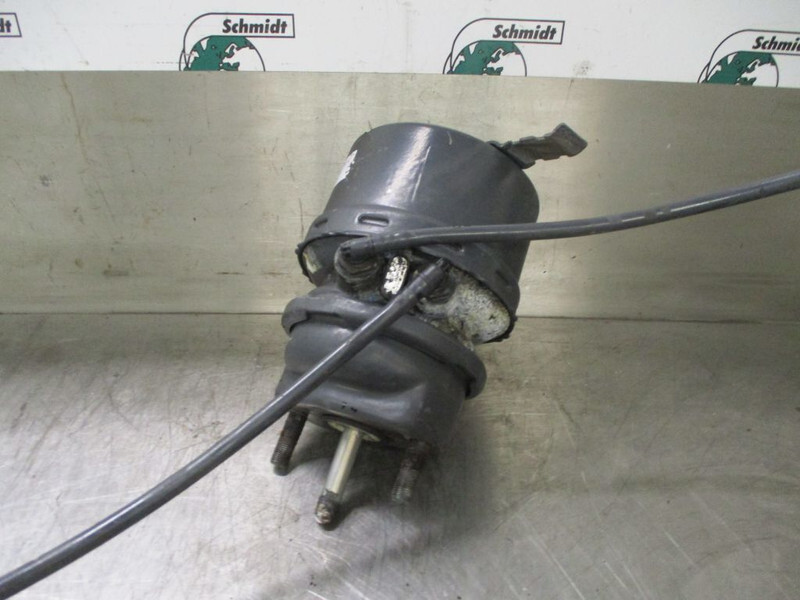 Mercedes-Benz ATEGO A 024 420 25 18 / A 024 420 24 18 REMCILINDER RA EURO 6 - Cylindre de frein pour Camion: photos 3 Mercedes-Benz ATEGO A 024 420 25 18 / A 024 420 24 18 REMCILINDER RA EURO 6 - Cylindre de frein pour Camion: photos 3