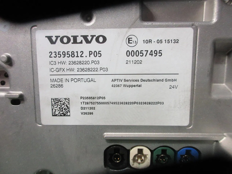 Volvo 23595812 INSTRUMENTENPANEEL VOLVO FM 330 EURO 6 MODEL 2023 - Panel de instrumentos pour Camion: photos 5 Volvo 23595812 INSTRUMENTENPANEEL VOLVO FM 330 EURO 6 MODEL 2023 - Panel de instrumentos pour Camion: photos 5