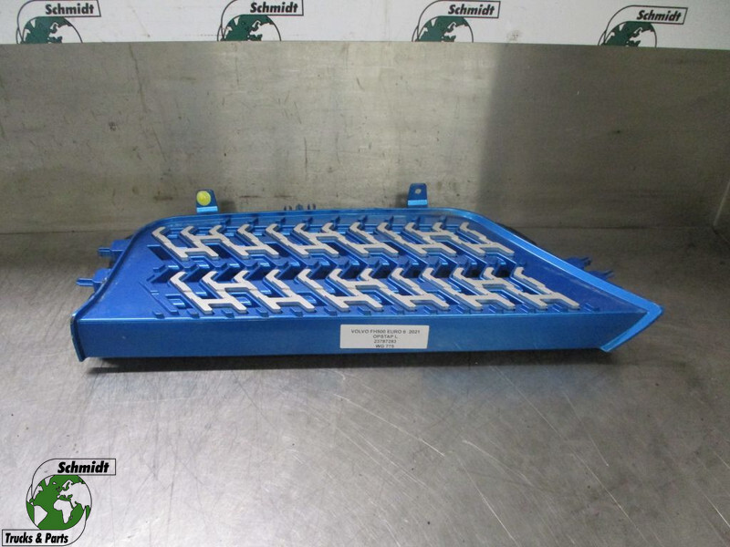 Volvo FH500 23787283 OPSTAP LINKS EURO 6 - Cabine et intérieur pour Camion: photos 1 Volvo FH500 23787283 OPSTAP LINKS EURO 6 - Cabine et intérieur pour Camion: photos 1