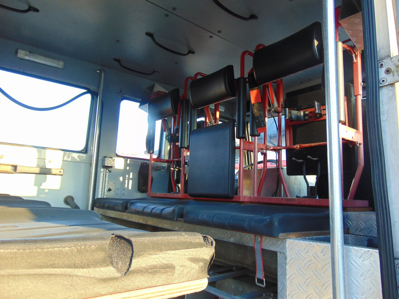 Camion de pompier MERCEDES-BENZ 1124AF 4x4 MAGIRUS: photos 13 Camion de pompier MERCEDES-BENZ 1124AF 4x4 MAGIRUS: photos 13