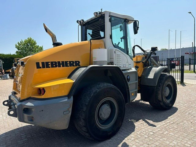 Liebherr L538 - Chargeuse sur pneus: photos 5 Liebherr L538 - Chargeuse sur pneus: photos 5