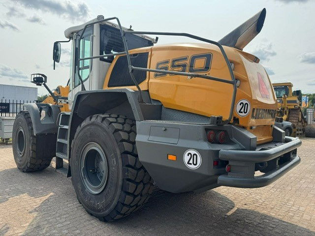Liebherr L550 Xpower - Chargeuse sur pneus: photos 2 Liebherr L550 Xpower - Chargeuse sur pneus: photos 2