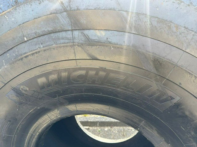 Michelin 29.5R25 Xtra Flexlife - Pneu: photos 4 Michelin 29.5R25 Xtra Flexlife - Pneu: photos 4