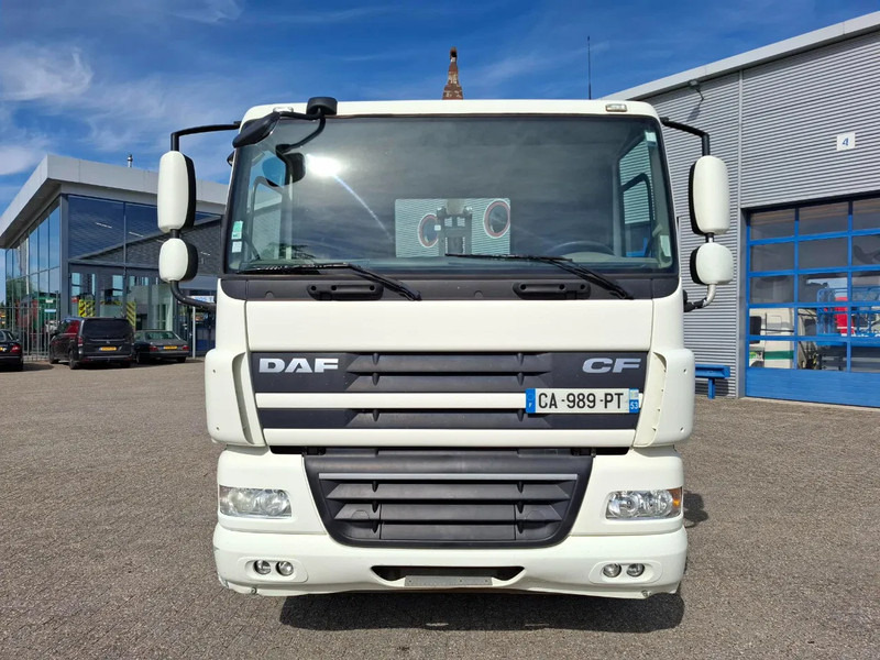 Crédit-bail de DAF CF85-410 / 6X2 / DEB / DALBY HOOK 15TON / AIRCO / ONLY:744381 KM / MANUAL / EURO-5 / 2012 DAF CF85-410 / 6X2 / DEB / DALBY HOOK 15TON / AIRCO / ONLY:744381 KM / MANUAL / EURO-5 / 2012: photos 11