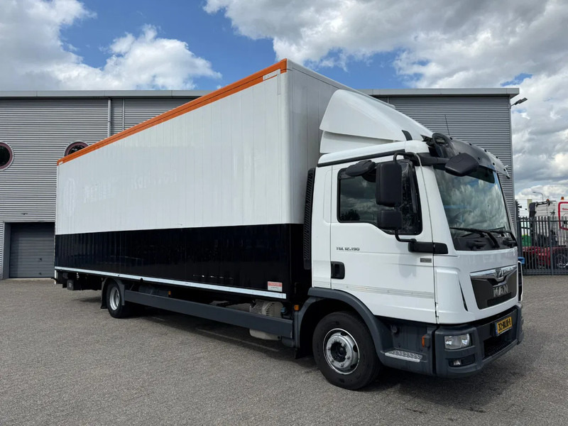 MAN TGL12.190 / NL TRUCK / ONLY:532353 KM / TUV:30-08-2025 / PLATFORM 1500KG / AIRCO / AUTOMATIC / EURO-6 / 2018 - Camion fourgon: photos 2 MAN TGL12.190 / NL TRUCK / ONLY:532353 KM / TUV:30-08-2025 / PLATFORM 1500KG / AIRCO / AUTOMATIC / EURO-6 / 2018 - Camion fourgon: photos 2