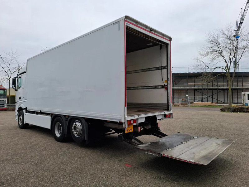 Mercedes-Benz Actros 2843 / NL TRUCK / TUV:08-01-2026 / LIFT+LENKACHSE / SMART TACHO / NAVI / PLATFORM 1500 KG / 2XBED / EURO-6 / 2015 - Camion fourgon: photos 4 Mercedes-Benz Actros 2843 / NL TRUCK / TUV:08-01-2026 / LIFT+LENKACHSE / SMART TACHO / NAVI / PLATFORM 1500 KG / 2XBED / EURO-6 / 2015 - Camion fourgon: photos 4