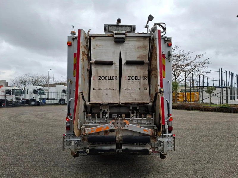 Scania P360 / RETARDER / ONLY:234640 KM / LENKACHSE / AIRCO / WORKING GARBAGE TRUCK / AUTOMATIC / EURO-5 / 2013 - Benne à ordures ménagères: photos 5 Scania P360 / RETARDER / ONLY:234640 KM / LENKACHSE / AIRCO / WORKING GARBAGE TRUCK / AUTOMATIC / EURO-5 / 2013 - Benne à ordures ménagères: photos 5