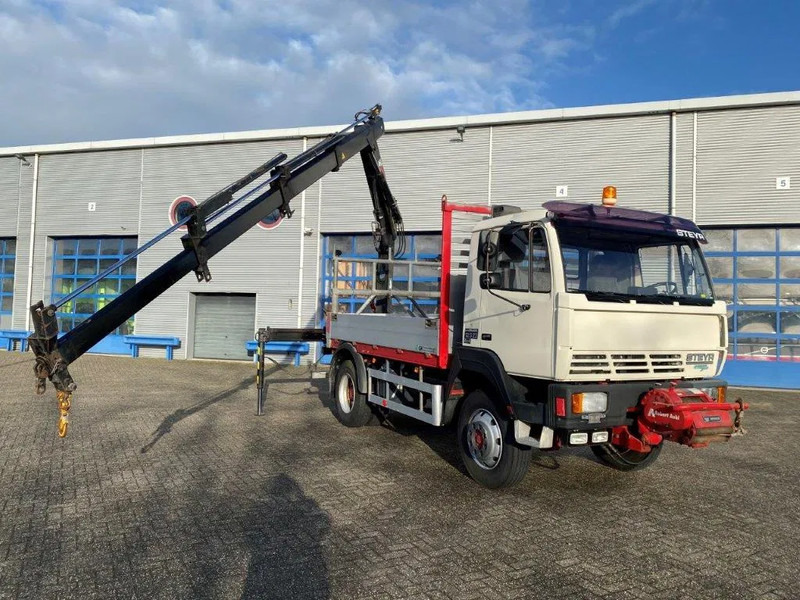 Steyr LÄRMARM 12S23 / 4X4 / CRANE HIAB 092 / WINCH / ONLY: 117406KM / TOP CONDITION / BIG AXLE / FULL STEEL+DRUM BRAKES / MANUAL / EUR - Camion grue: photos 3 Steyr LÄRMARM 12S23 / 4X4 / CRANE HIAB 092 / WINCH / ONLY: 117406KM / TOP CONDITION / BIG AXLE / FULL STEEL+DRUM BRAKES / MANUAL / EUR - Camion grue: photos 3