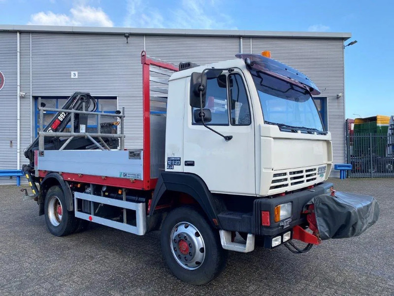 Steyr LÄRMARM 12S23 / 4X4 / CRANE HIAB 092 / WINCH / ONLY: 117406KM / TOP CONDITION / BIG AXLE / FULL STEEL+DRUM BRAKES / MANUAL / EUR - Camion grue: photos 4 Steyr LÄRMARM 12S23 / 4X4 / CRANE HIAB 092 / WINCH / ONLY: 117406KM / TOP CONDITION / BIG AXLE / FULL STEEL+DRUM BRAKES / MANUAL / EUR - Camion grue: photos 4