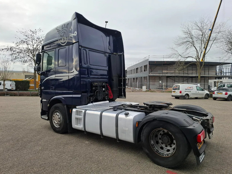 DAF XF106-440 / NL TRUCK / TUV:19-03-2026 / SMART TACHO / ACC / LWDS / FRIDGE / FULL SPOILER / AUTOMATIC / EURO-6 / 2016 - Tracteur routier: photos 3 DAF XF106-440 / NL TRUCK / TUV:19-03-2026 / SMART TACHO / ACC / LWDS / FRIDGE / FULL SPOILER / AUTOMATIC / EURO-6 / 2016 - Tracteur routier: photos 3