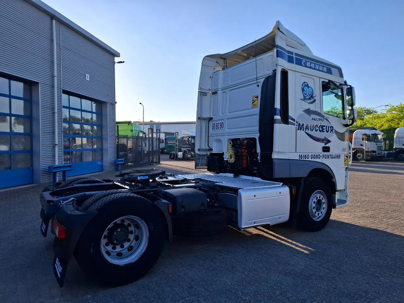 DAF XF106-460 / INTARDER / DEB / MANUAL / AIRCO / CLEAN TRUCK / EURO-6 / 2014 - Tracteur routier: photos 5 DAF XF106-460 / INTARDER / DEB / MANUAL / AIRCO / CLEAN TRUCK / EURO-6 / 2014 - Tracteur routier: photos 5