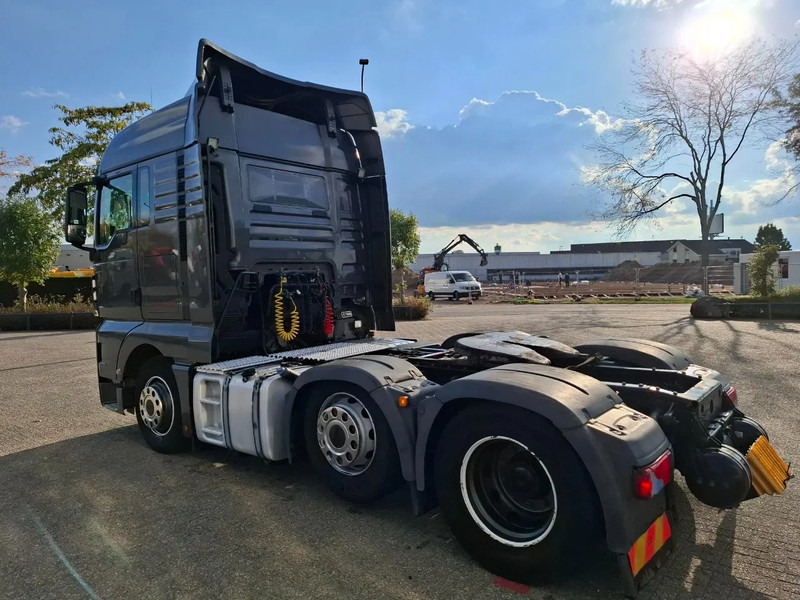 MAN TGX 26.460 / INTARDER / ACC / LWDS / LIFT AXLE / FRIDGE / 2XBED / AUTOMATIC / EURO-6 / 2020 - Tracteur routier: photos 3 MAN TGX 26.460 / INTARDER / ACC / LWDS / LIFT AXLE / FRIDGE / 2XBED / AUTOMATIC / EURO-6 / 2020 - Tracteur routier: photos 3