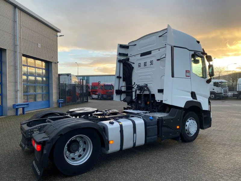 Renault T480 COMFORT / DOUBLE TANK / LWDS / AIRCO / 2XBED / AUTOMATIC / EURO-6 / 2016 - Tracteur routier: photos 5 Renault T480 COMFORT / DOUBLE TANK / LWDS / AIRCO / 2XBED / AUTOMATIC / EURO-6 / 2016 - Tracteur routier: photos 5