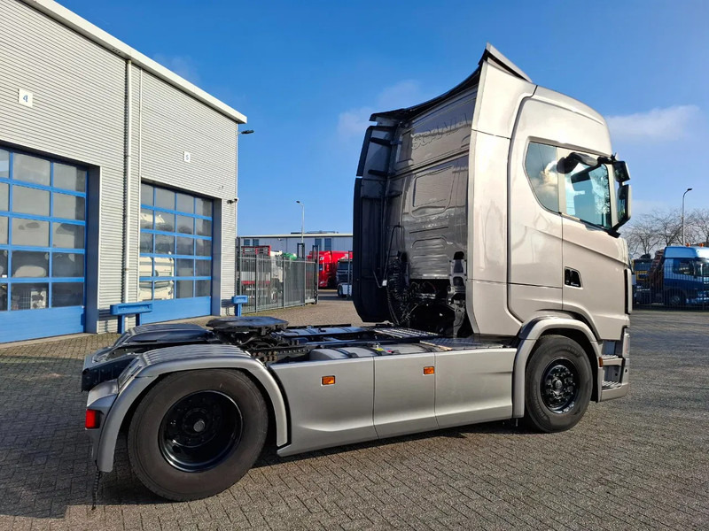 Scania NGS S500 / NL TRUCK / RETARDER / PARKCOOL / DOUBLE TANK / TUV:24-09-2026 / FULL-AIR / FULL SPOILER / LWDS / EURO-6 / 2020 - Tracteur routier: photos 5 Scania NGS S500 / NL TRUCK / RETARDER / PARKCOOL / DOUBLE TANK / TUV:24-09-2026 / FULL-AIR / FULL SPOILER / LWDS / EURO-6 / 2020 - Tracteur routier: photos 5