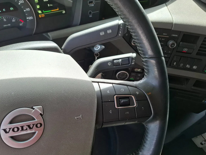 Tracteur routier Volvo FH4-460 / VEB+ / HYDRAULICS / GEN2 V2 SMART TACHO / LWDS / SIDESKIRTS / FRIDGE / EURO-6 / 2018: photos 15 Tracteur routier Volvo FH4-460 / VEB+ / HYDRAULICS / GEN2 V2 SMART TACHO / LWDS / SIDESKIRTS / FRIDGE / EURO-6 / 2018: photos 15