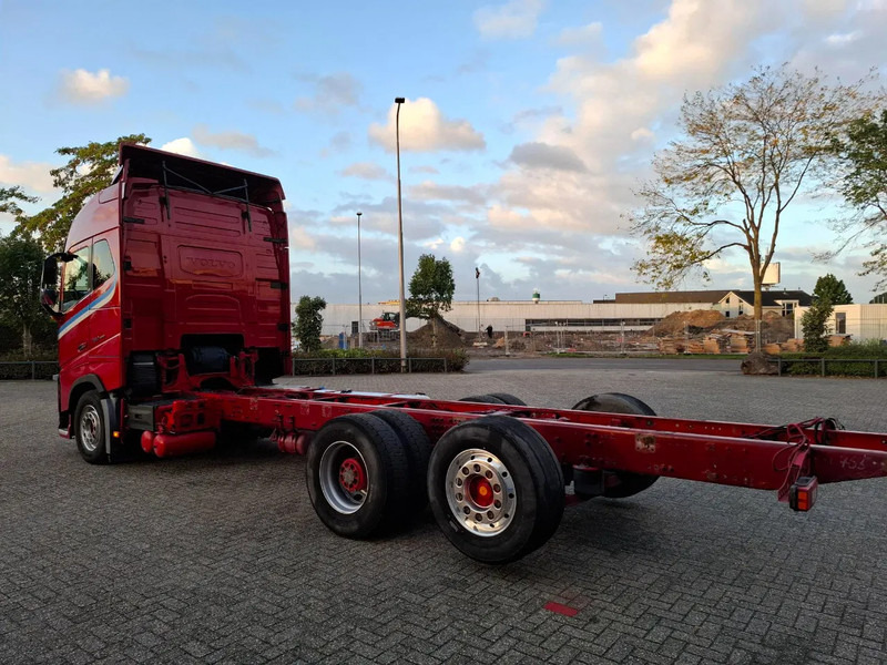 Volvo FH16-750 / BIG AXLE / VEB+ / ONLY:679711 KM / TECHNICAL 70TON / 9TON FRONT AXLE / INLINER / FULL-AIR / AUTOMATIC / EURO-6 / 2018 - Châssis cabine: photos 3 Volvo FH16-750 / BIG AXLE / VEB+ / ONLY:679711 KM / TECHNICAL 70TON / 9TON FRONT AXLE / INLINER / FULL-AIR / AUTOMATIC / EURO-6 / 2018 - Châssis cabine: photos 3