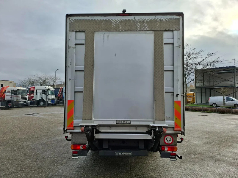 Volvo FL 240 / ONLY:340697 KM / BIG PLATFORM 2TON / TUV:29-01-2026 / LWDS / NAVI / SIDE DOOR / AUTOMATIC / EURO-6 / 2018 - Camion fourgon: photos 5 Volvo FL 240 / ONLY:340697 KM / BIG PLATFORM 2TON / TUV:29-01-2026 / LWDS / NAVI / SIDE DOOR / AUTOMATIC / EURO-6 / 2018 - Camion fourgon: photos 5