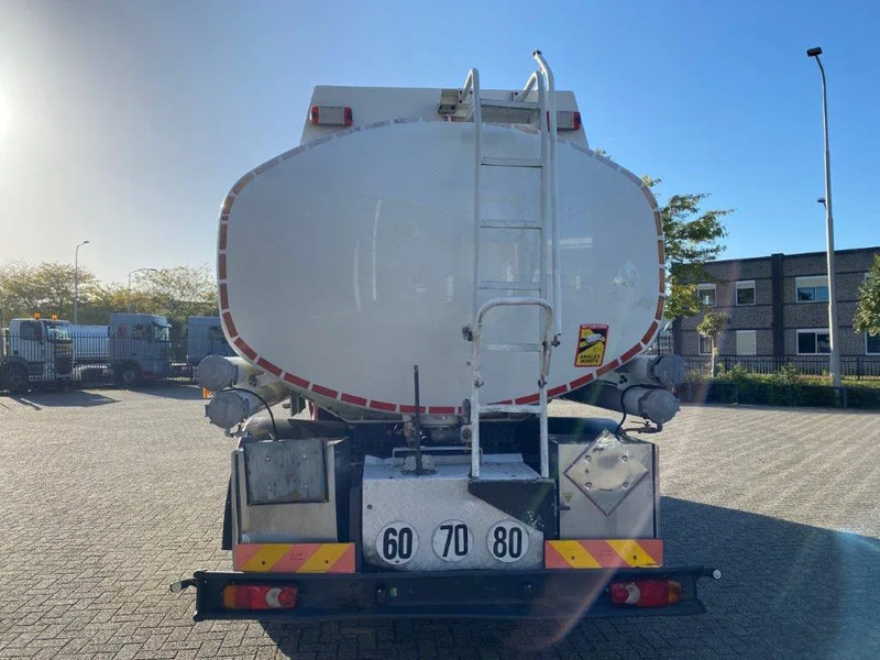 Volvo FL7-290 / 5 COMPARTIMENTS / 13000 LITER TOTAL / PUMP / AUTOMATIC / EURO-5 / 2009 - Camion citerne: photos 4 Volvo FL7-290 / 5 COMPARTIMENTS / 13000 LITER TOTAL / PUMP / AUTOMATIC / EURO-5 / 2009 - Camion citerne: photos 4