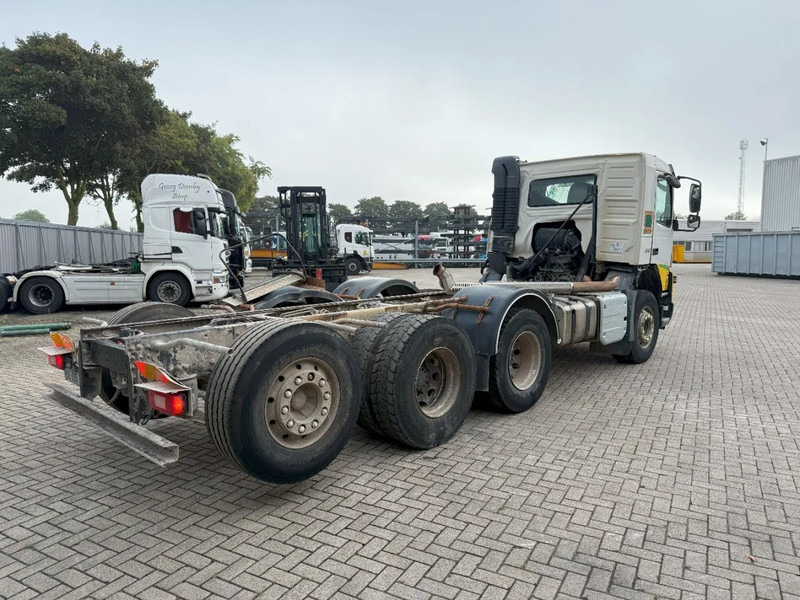 Châssis cabine Volvo FMX 450 / ENGINE RUNNING / 8X4 / VEB / ONLY:260642 KM / PTO / LIFT+LENKACHSE / ALCOA / AUTOMATIC / EURO-6 / 2014: photos 5 Châssis cabine Volvo FMX 450 / ENGINE RUNNING / 8X4 / VEB / ONLY:260642 KM / PTO / LIFT+LENKACHSE / ALCOA / AUTOMATIC / EURO-6 / 2014: photos 5