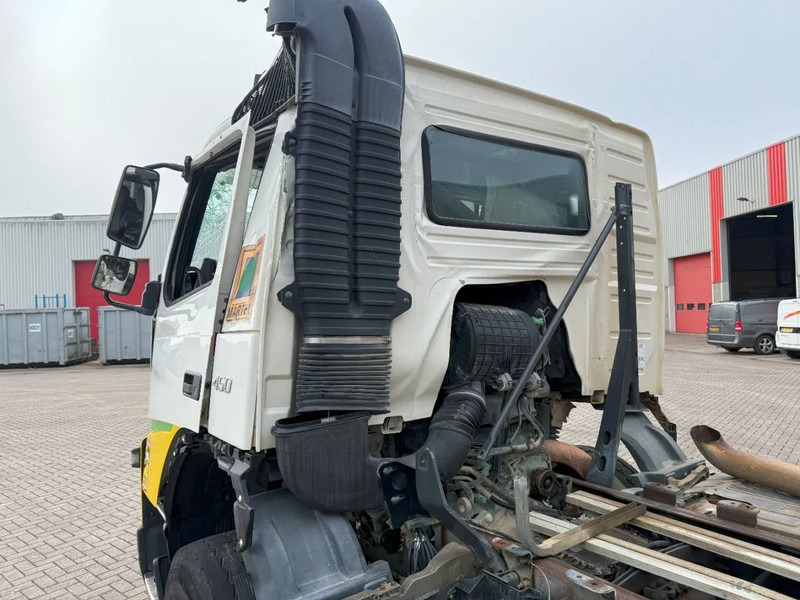 Châssis cabine Volvo FMX 450 / ENGINE RUNNING / 8X4 / VEB / ONLY:260642 KM / PTO / LIFT+LENKACHSE / ALCOA / AUTOMATIC / EURO-6 / 2014: photos 9 Châssis cabine Volvo FMX 450 / ENGINE RUNNING / 8X4 / VEB / ONLY:260642 KM / PTO / LIFT+LENKACHSE / ALCOA / AUTOMATIC / EURO-6 / 2014: photos 9