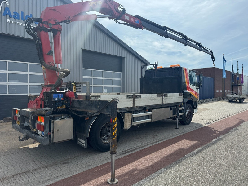 DAF CF75-250, HMF 1583 K4 + 1, Remote Control - Camion grue: photos 5 DAF CF75-250, HMF 1583 K4 + 1, Remote Control - Camion grue: photos 5