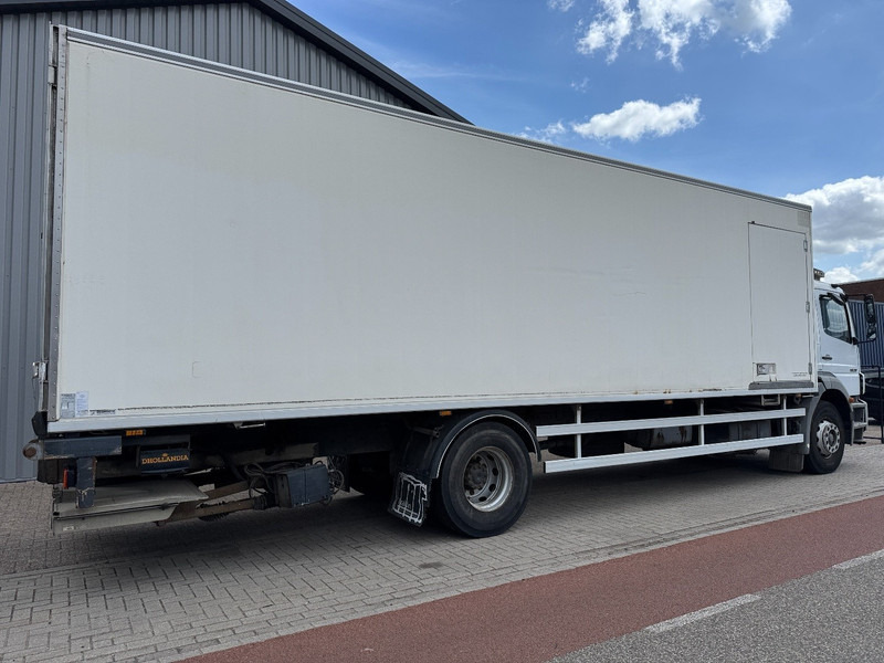 Mercedes-Benz Axor 1928, Chereau, Carrier 850 Easy Cold, Taillift - Camion frigorifique: photos 3 Mercedes-Benz Axor 1928, Chereau, Carrier 850 Easy Cold, Taillift - Camion frigorifique: photos 3