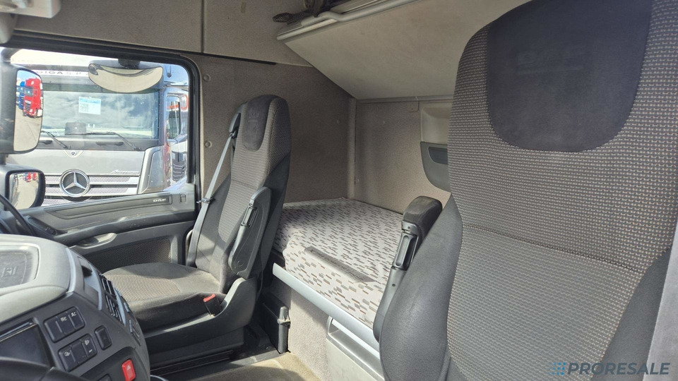 DAF XF 460 FT LOW DECK SC EURO 6 - Tracteur routier: photos 5 DAF XF 460 FT LOW DECK SC EURO 6 - Tracteur routier: photos 5