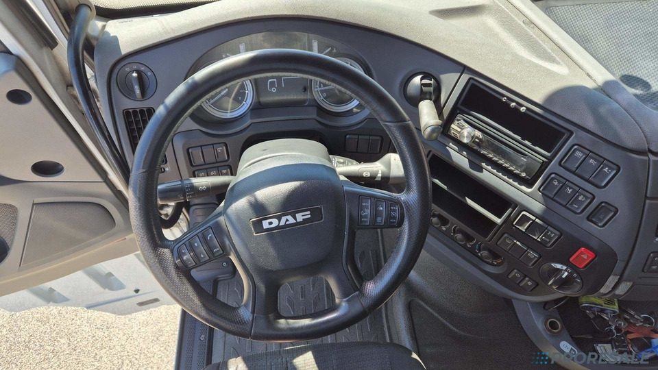 DAF XF 460 FT SSC EURO 6 - Tracteur routier: photos 4 DAF XF 460 FT SSC EURO 6 - Tracteur routier: photos 4